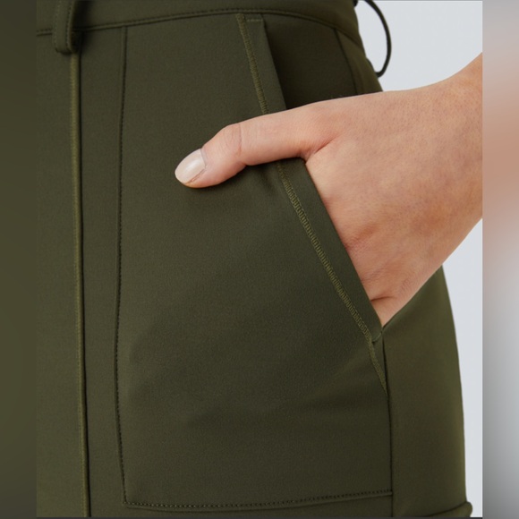Halara High Waisted Stretch Pants - Picture 3 of 8
